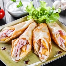 Блины с ветчиной и сыром